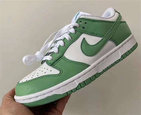 Womens Nike Green Shoes